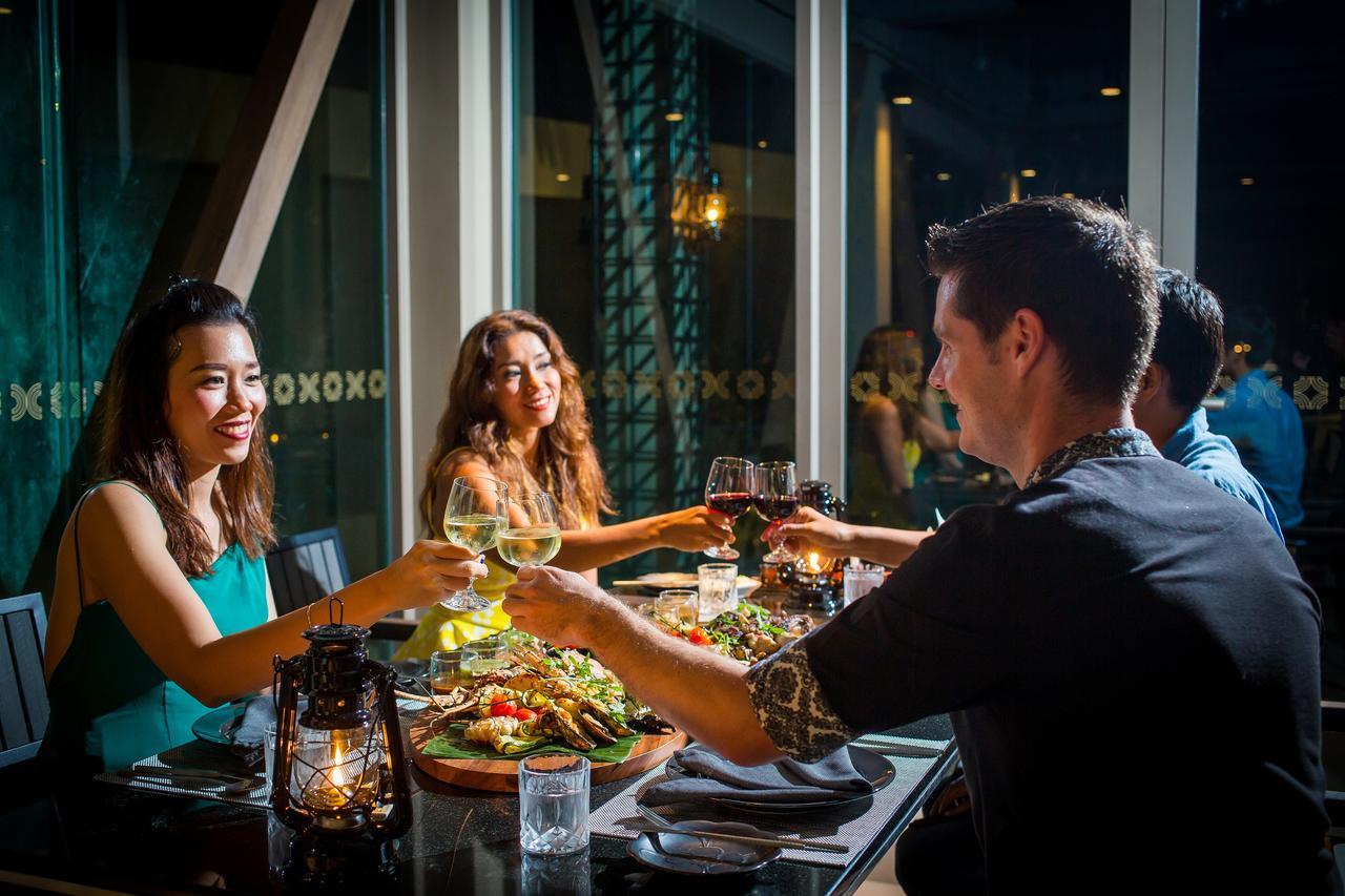 Fusion Suites Phuket Patong Екстериор снимка The Deck