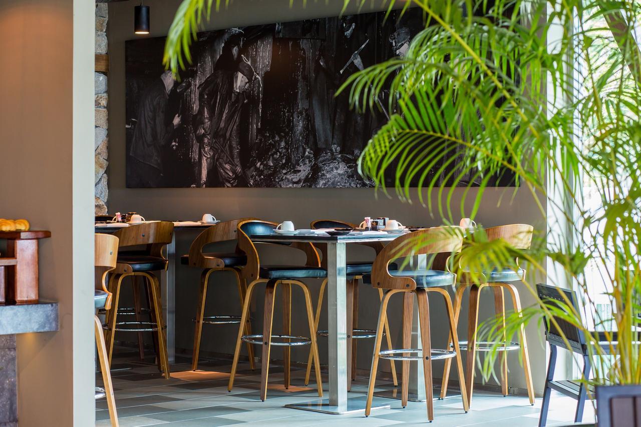 Fusion Suites Phuket Patong Екстериор снимка Restaurant
